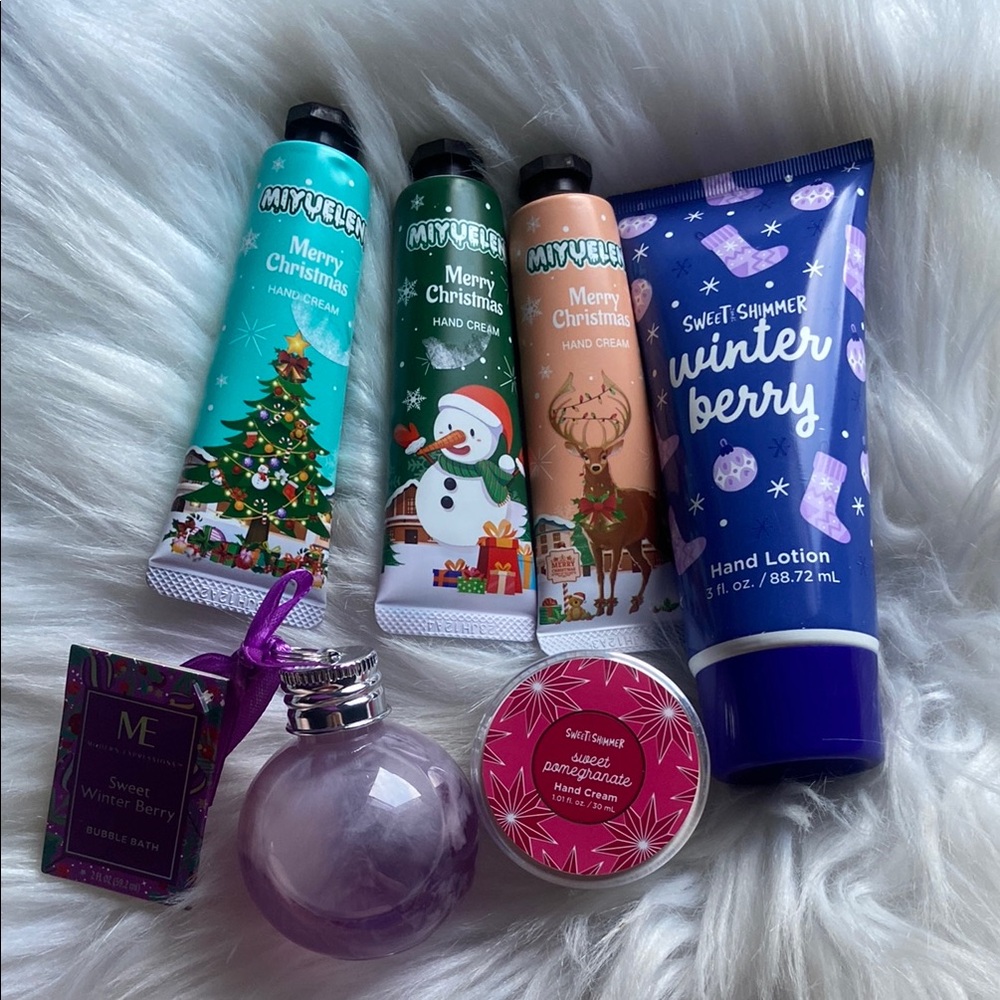 Stocking Stuffer Beauty Bundle; Hand Cream Lotion & Bubble Bath